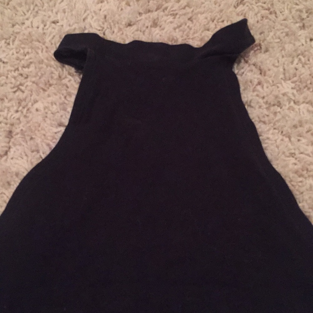 Crop top - Picture 2 of 3